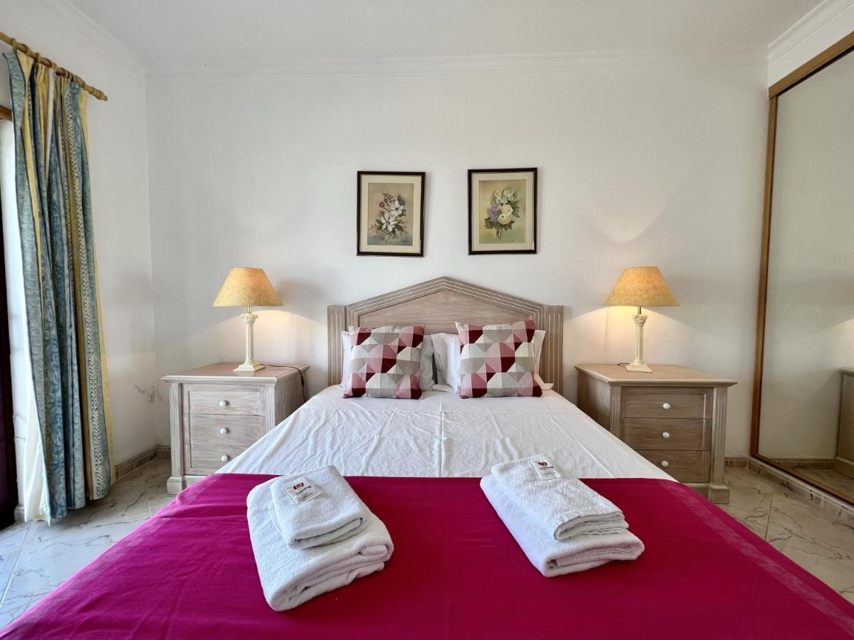 Apartament Quarteira Elegant With Pool By Homing Zewnętrze zdjęcie