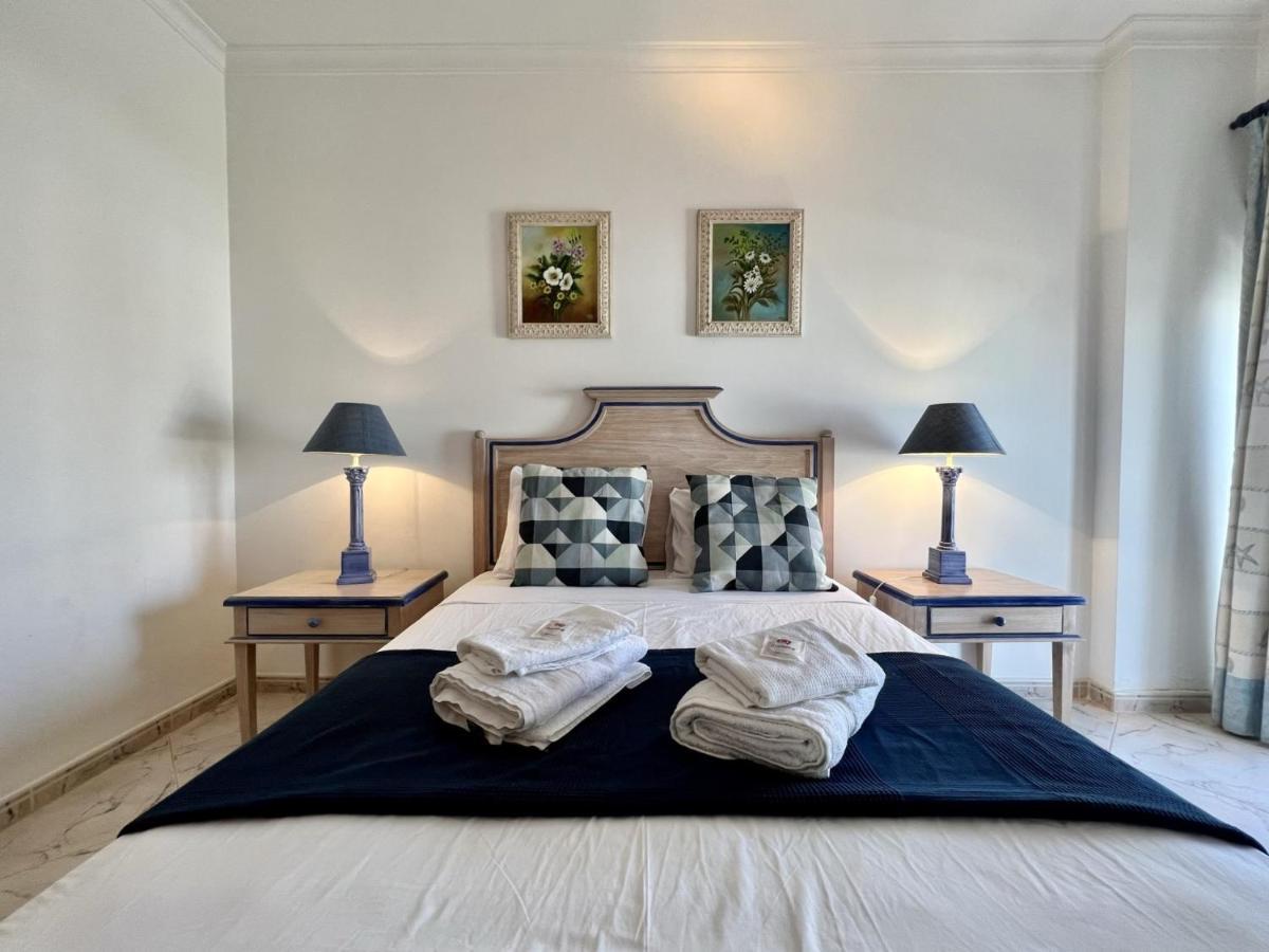 Apartament Quarteira Elegant With Pool By Homing Zewnętrze zdjęcie